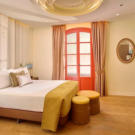 El Pilar Andalucia 호텔 4*